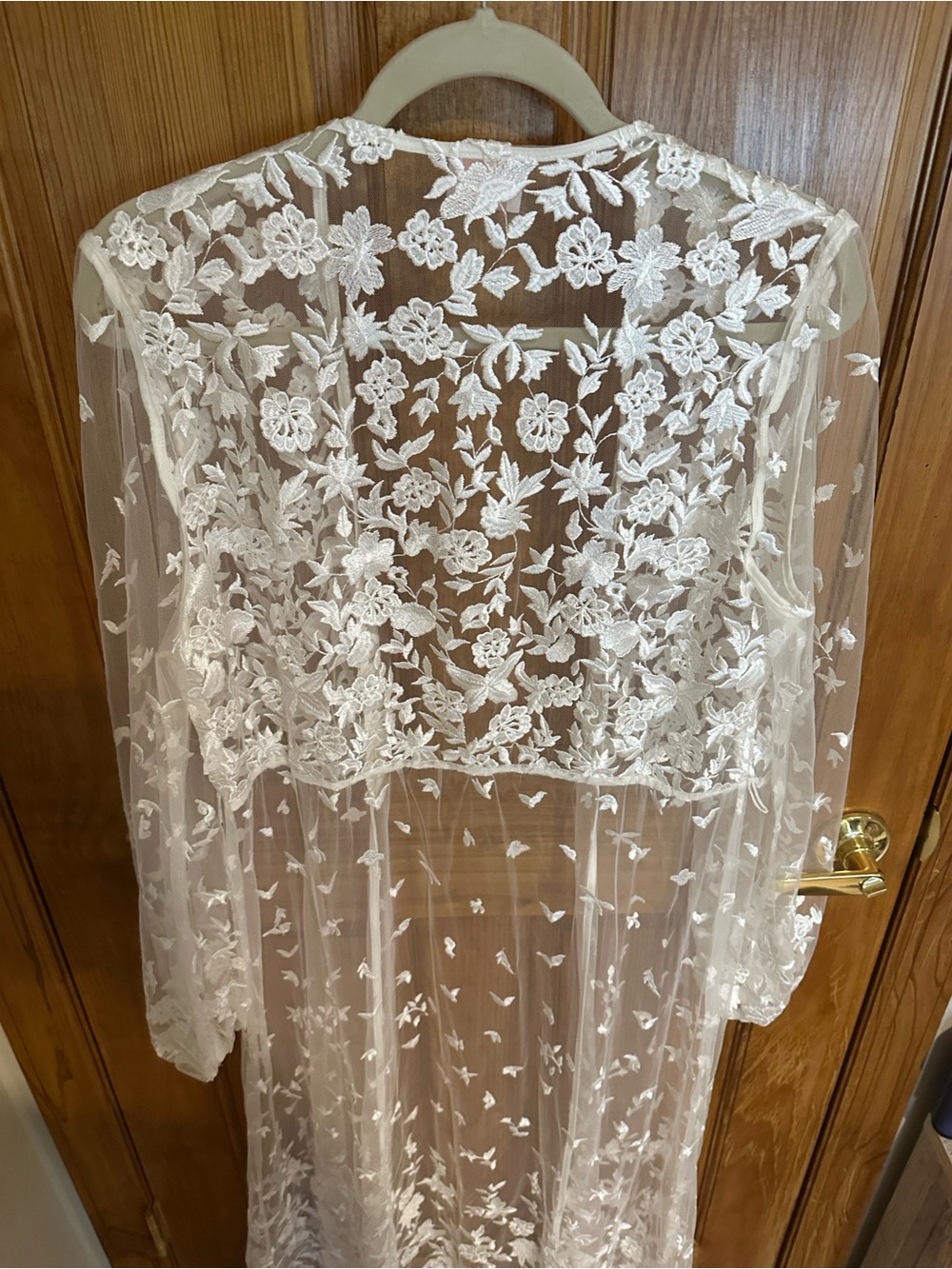 Le Rose White Floral Lace Sheer Duster Kimono Cover-Up - Picture 4 of 7
